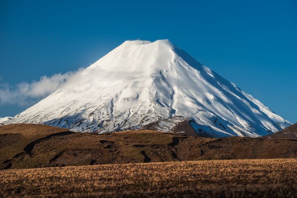 TO02 - Ice cone - Tongariro National Park, Manawatu-Wanganui.jpg